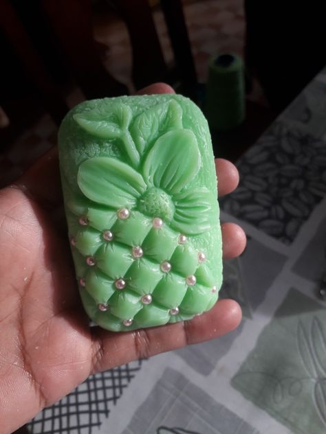 Soap Carving Design, Soap Sculpture Easy Ideas, Furniture Molds, Soap Sculpture, Soap Design, Soap Carving, Design Butterfly, Resin Furniture, Carving Designs