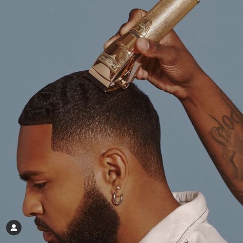 Barber Pictures, Black Men Haircuts, Black Men Hairstyles, Black Photography, Shooting Photo, Black Man, Creative Direction, Black Culture, Hair Cut