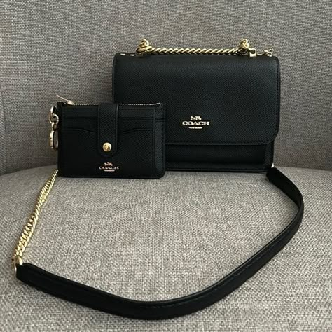 Coach Mini Klare Crossbody and Wallet Window Snap, Crossbody Coach, Coach Crossbody Purse, Girly Bags, Luxury Purses, Coach Crossbody, Fancy Bags, Cute Purses, H Style