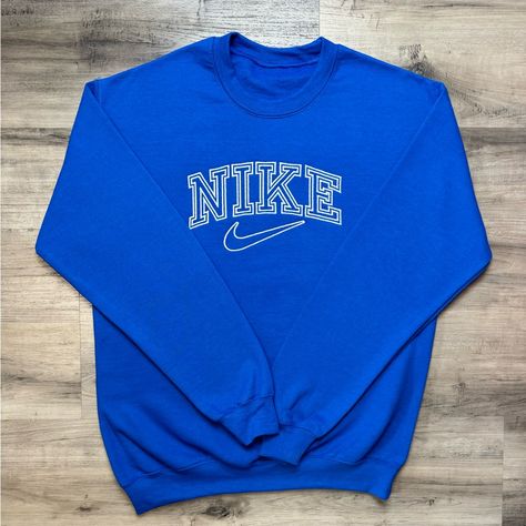 Mens Vintage Blue Nike Sweatshirt Size Xl All Sizes Available On My Page Fully Embroidered Super Soft And Comfortable Brand New Without Tags Measurements- Length 29 Inches Pit To Pit 23 Inches Message For Questions Nike Crewnecks, Nike Vintage Crewneck, Duke Sweatshirt, Nike Vintage Sweatshirt, Nike Aesthetic, Vintage Nike Sweater, Balmain Shirt, Custom Fitted Hats, Sweatshirt Ideas