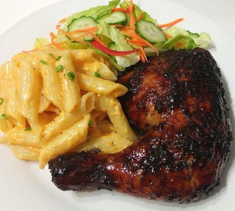 Stovetop Mac N Cheese, Honey Jerk Chicken, Jerk Chicken Recipe, Haitian Food Recipes, Baked Mac, Healthy Food Dishes, Jerk Chicken, Jamaican Recipes, Health Dinner Recipes