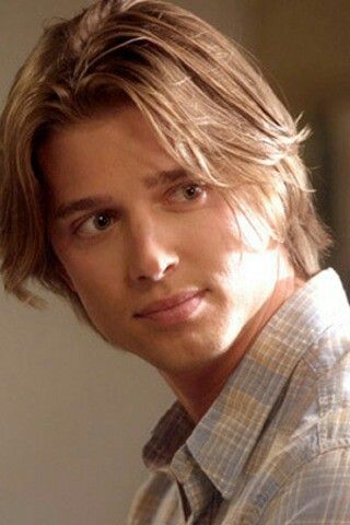 Jason Dilaurentis Jason Pretty Little Liars, Jason Dilaurentis, Drew Van Acker, Pretty Little Liars Aria, Van Acker, Haircut Tip, Ricky Martin, The Cast, Cool Haircuts