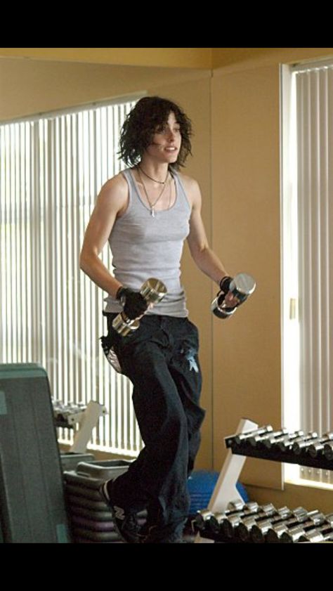 Katherine Moenning works out Shane Mccutcheon Style, Masc Lesbian Style, Shane L Word, Leisha Hailey, Shane Mccutcheon, Katherine Moennig, Masc Lesbian, L Word, Lesbian Outfits