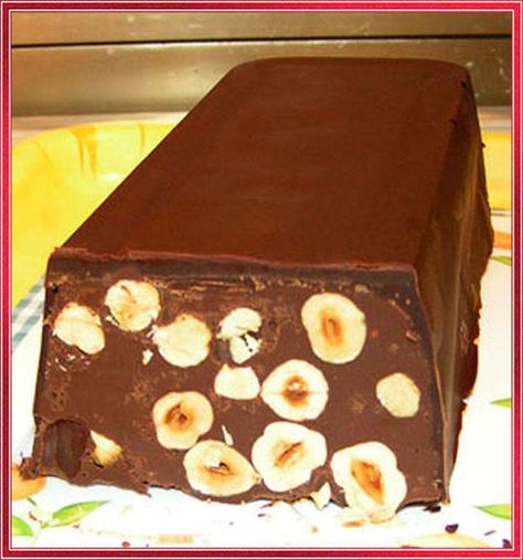 Italian Chocolate, Chocolate Nutella, Chocolate Nuts, Italian Recipes Authentic, Italian Cookies, Chocolate Hazelnut, Homemade Chocolate, Different Recipes, Chocolate Bar