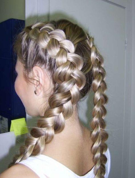 Inverted French Braid Inverted French Braid, Inverted Braid, Casual Hairstyles For Long Hair, French Braid Styles, Plaits Hairstyles, French Braid Hairstyles, Easy Hair Updos, Curly Hair Styles Easy, Long Hair Updo