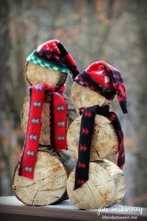 Wooden log snowmen christmas 2015 2 Log Snowman, Diy Christmas Snowman, Wooden Snowmen, Wood Snowman, Wooden Log, Diy Holiday Gifts, Navidad Diy, Snowman Crafts, Noel Christmas