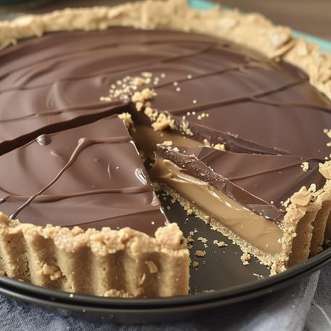 Giant Reese’s Peanut Butter Cup Pie Recipe Chocolate Peanut Butter Tart Recipe, Peanut Butter Cup Pie Recipe, Peanut Butter Cup Pie, Cup Pie, Mousse Tart, Chocolate Ganache Tart, Peanut Butter Mousse, Easy Pie Recipes, Butter Tarts