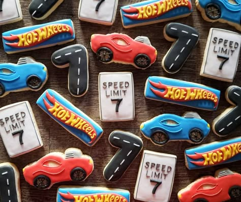 Hot Wheels Birthday Cookies, Hot Wheels Royal Icing Cookies, Hot Wheel 3rd Birthday, Need Four Speed Cookies, Hot Wheels Cookies Decorated, Hot Wheels Cake Pops, Hot Wheels Cookies, Hot Wheels Cookie Cake, Hot Wheels Monster Truck Cookies