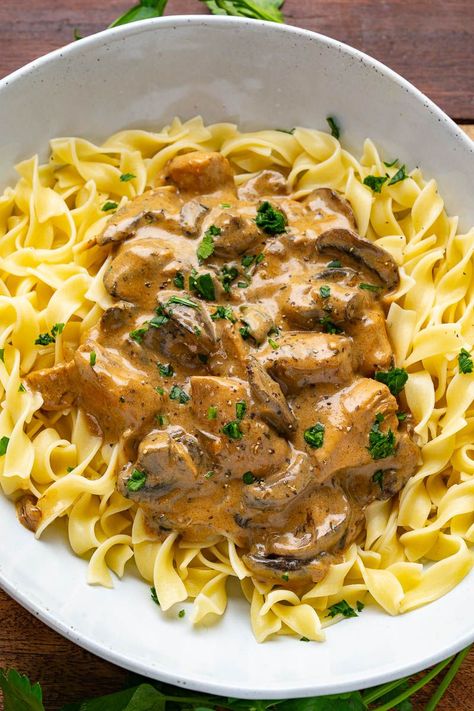 Chicken Stroganoff Creamy Wild Rice Soup, Bacon Cauliflower, Chicken Stroganoff, Creamy Mushroom Pasta, Low Carb Vegetarian, Pasta Soup, Best Chicken Recipes, Beef Recipes Easy, Top Recipes