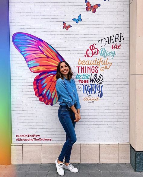 Selfie Wall Mural, Photo Op Mural Ideas, Door Display Classroom, Selfie Wall Design, Window Quotes, Brick Wall Art, Library Mural, Rooftop Ideas, Wall Mural Ideas