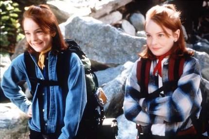 ohhhh the 90s Mother Daughter Movie Night, Mother Daughter Movies, Parent Trap Movie, Trapped Movie, The Parent Trap, Natasha Richardson, Parent Trap, Movie Fashion, Lindsay Lohan