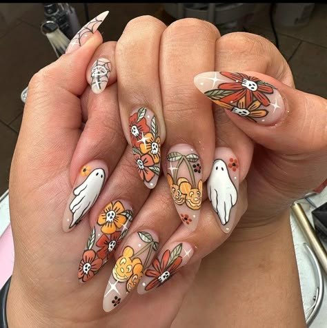 Nagellack Trends, Sculpted Nails, Halloween Press On Nails, Almond Shape Nails, Nail Swag, Halloween Nail Designs, Fall Nail Designs, Nail Art Stickers, Nail Decals