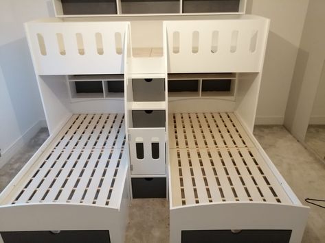 Kids Triple Bed, Three Beds In One Room Kids, Triple Bedroom Ideas, Small Kids Bed, Cool Kids Double Beds, 3 Bed In One Room Ideas, Bunk Bed With Study Table For 2 Kids, Children’s Beds, Triplets Bedroom