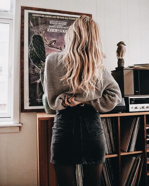 Black Jeans Mini Skirt Outfit, Wine Night Aesthetic Outfit, Fall Dress And Tights Outfit, Black Jeans Skirt Outfit Winter, Jean Skirt Tights Outfits, Black Jean Skirt Outfit Winter, Black Jean Mini Skirt Outfit, Sheer Tights Outfit Fall, Winter Outfits Mini Skirt