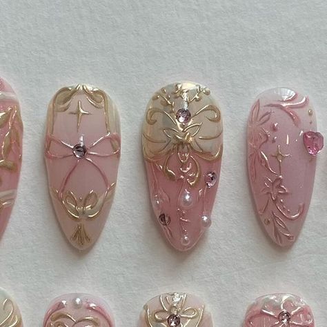 Princess Nail Designs, Cherry Blossom Nails Design, Vintage Nail Art, Royals Nails, Cherry Blossom Nails, Vintage Nails, 2024 Prom, Blush Nails, Pretty Gel Nails