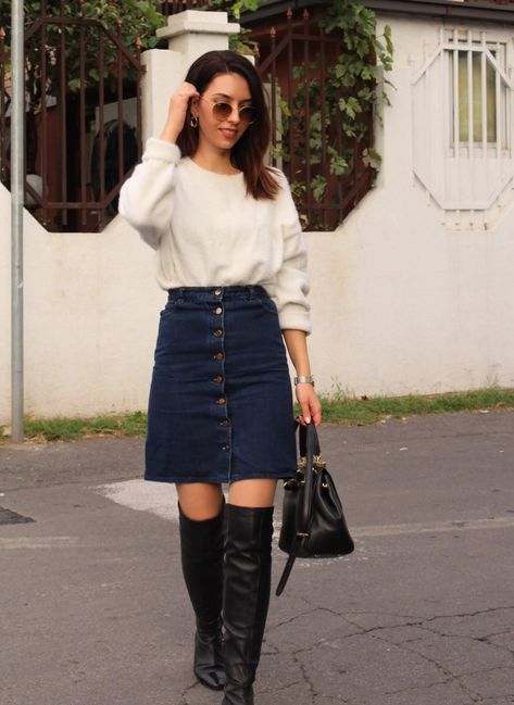 Button down skirt | BEAUTY FINE PRINT 70s Inspired Fashion, Zara Boots, 70s Outfits, Fluffy Sweater, Fine Print, 70s Inspired, Types Of Skirts, Fast Fashion, Beauty Fashion