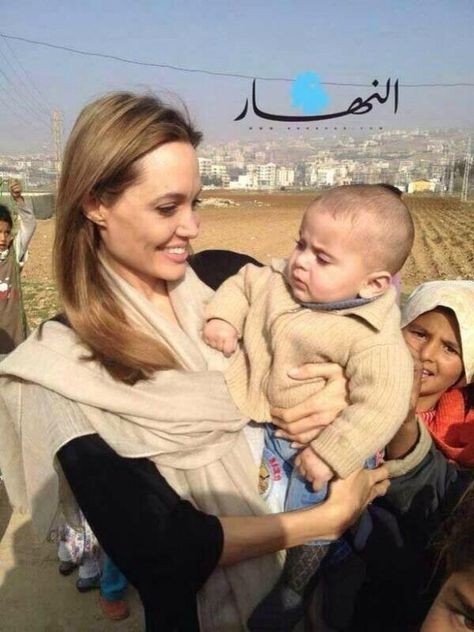 AngelinaJolie visits Syria refugees in Lebanon Angelina Jolie Charity, Becoming Happy, Angelina Jolie Tattoo, How To Enjoy Life, Shiloh Jolie, Brad And Angelina, Jolie Pitt, Happy Again, Twitter Icon