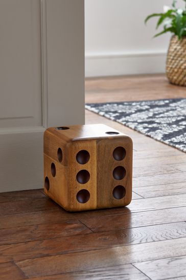 Wooden Door Stops, Wooden Dice, Slow Design, Unique Woodworking, Small Woodworking Projects, Wooden Accessories, Wooden Projects, Small Wood Projects, Door Stopper