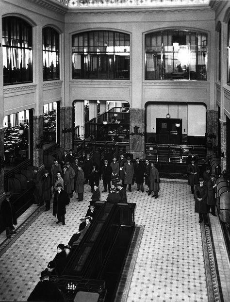 The large central bank hall circa 1932. Old Bank Interior Design, Old Bank Interior, Business Vibes, Bank Interior Design, Victorian Village, Building Inspiration, Bank Building, Banks Building, King William