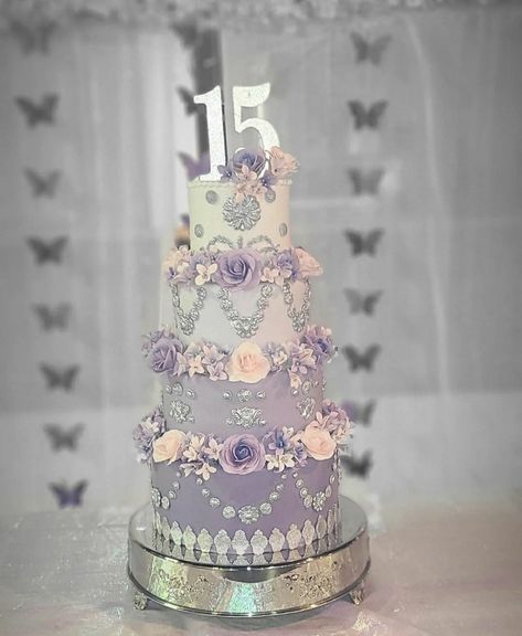 Rapunzel Quince Cake, Lavender Cake For Quince, Quinceanera Cakes Purple Butterfly, 15 Cakes Quinceanera, Lavender And Silver Butterfly Quinceanera, Quince Cakes Lilac Butterfly, Quince Purple, Rapunzel Quince, Cakes Quinceanera