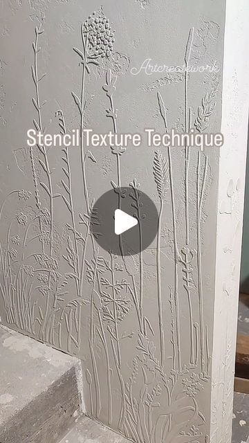 Teresa Bratcher on Instagram: "Great idea for adding textured design to walls. Use premixed joint compound, also called “mud” with a stencil.   #texturedwall  #HomeDecor #InteriorDesign #HomeInspiration #Decorating #HomeStyling #InteriorDecor #DesignInspiration #HomeInteriors #DecorGoals #HouseBeautiful #CozyHome #HomeSweetHome #DecoratingIdeas" Stenciling With Drywall Mud, Drywall Mud Wall Art, Plaster Wall Stencils, Drywall Stencil Wall Textures, Stencil Textured Walls, Plaster Stencil Wall, Texture Wall Design, Wall Texture Ideas, Plaster Stencil