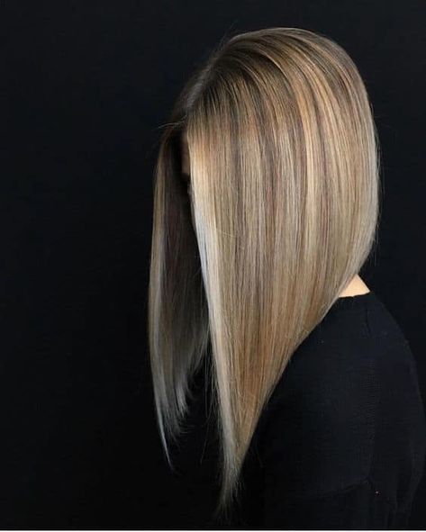 3 Swing Bob Haircuts That Are Too Irresistible Swing Bob Haircut, Inverted Long Bob, Inverted Bob Haircuts, Angled Bob Hairstyles, Inverted Bob Hairstyles, Long Bob Haircuts, Layered Bob Hairstyles, Lob Haircut, Long Bob Hairstyles