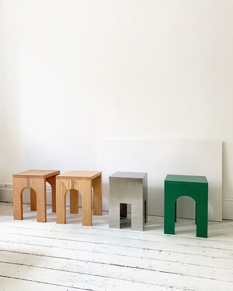 Viviana Fagnani Mdf Furniture Design, Timber Stool, Small Wooden Stool, Mdf Furniture, Cnc Furniture, Bookcase Styling, Wood Art Projects, Furniture Lamps, Wooden Stool