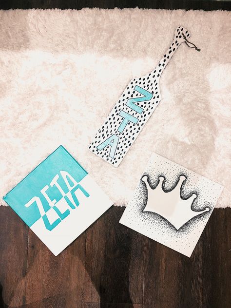 Zeta Canvas Ideas, Zeta Tau Alpha Painting, Zta Canvas Painting, Zta Paintings, Zeta Tau Alpha Canvas, Zta Canvas, Zeta Tau Alpha Crown, Big Little Crafts, Sorority Canvas Paintings