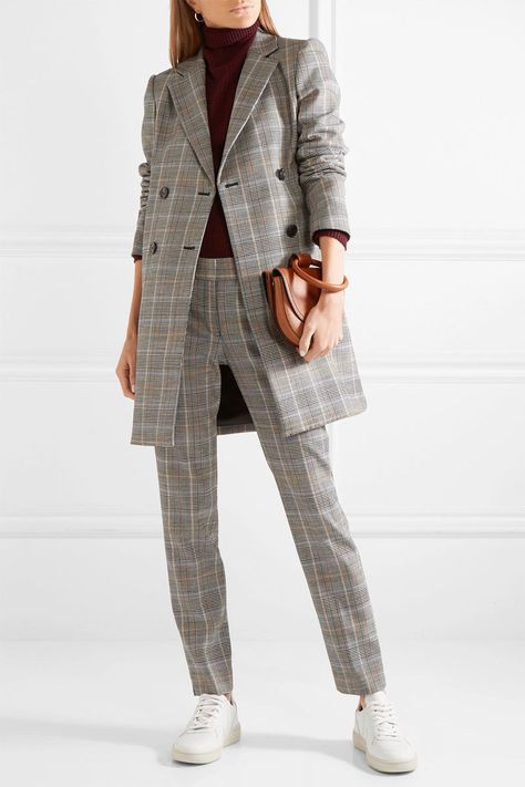 Notice the sneakers. Also, for me flared bottoms. THEORY Prince of Wales Checked Wool-blend Blazer Suit With Sneakers, Suits And Sneakers, Woman In Suit, Sneakers Fashion Outfits, Outfit Formulas, Stylish Coat, Woman Suit Fashion, Plaid Suit, Pantsuits For Women