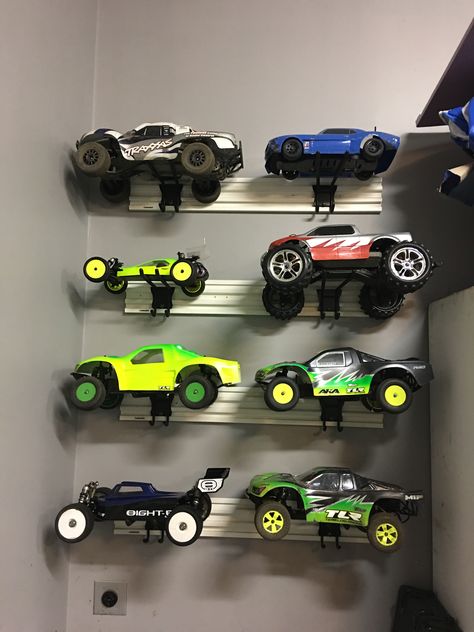 RC Storage Rc Car Organization, Rc Storage Ideas, Rc Truck Storage Ideas, Rc Car Storage Ideas, Remote Control Car Storage, Radio Movie, Car Organization Ideas, Crawler Course, Home Alone 3