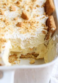 The BEST Banana Pudding you will ever have! So creamy , rich and thick. A classic recipe! The Best Banana Pudding, Easy Banana Pudding Recipe, Pudding Banana, Homemade Banana Pudding Recipe, Banana Pudding Desserts, Easy Banana Pudding, No Bake Banana Pudding, Southern Banana Pudding, Banana Pudding Cake