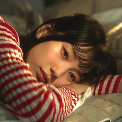 Lee Doona, Fae Aesthetic, Best Anime Couples, Bae Suzy, Heart Women, High Society, Brown Aesthetic, Variety Show, Actor Model