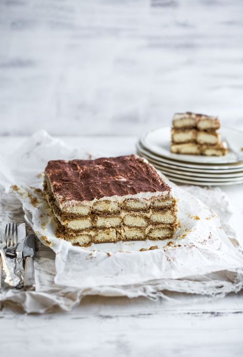 Gingerbread Tiramisu - Cook Republic Gingersnap Dessert, Gingerbread Tiramisu, Christmas Tiramisu, Catering Inspiration, Tiramisu Recipes, Classic Tiramisu, Slab Cake, Tiramisu Recipe, Gingerbread Recipe