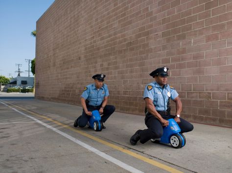 “They’re on their way, I swear they are.” | 21 Things People With Resting Creep Face Are Tired Of Hearing Cursed Imagines, Toy Motorcycles, Police Art, Support Police, National Geographic Photography, Stock Photos Funny, Police Recruitment, Laughing Funny, Police Humor