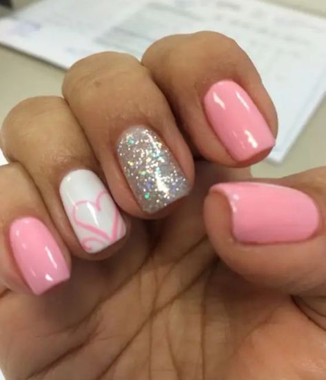 Valentine's Gel Nails, Cute No Chip Nails, Short Gel Nail Designs Valentines, Valentines Nail Art Designs Short, February Nails Short Square, Valentine Powder Dip Nails, Valentines Day Nails Gel Square, Valentines Day Nails For Kids, Valentine's Day Nail Ideas