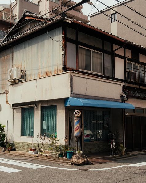 Kyoto Suburbia. Edited using a bunch of LR presets that I created, keep a look out for the release soon! 👀 . Fujifilm X-Pro3 @fujifilmx_au @fujifilm_id @fujilovemag . . . #kyoto #japan #stopmagazine #fujifilm #xpro3 #fujifilmxpro3 #streetphotography #streetphoto #streetlife ##streetdreamsmag Fujifilm Photos, Fujifilm Xpro3, Fujifilm Recipes, Fuji Camera, Lr Preset, Kyoto Japan, Lightroom Preset, Street Photo, Blue Tones