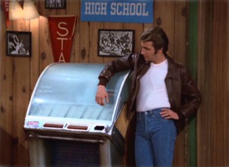 The Fonz is always so cool! Happy Days Tv Show, Fonzie Happy Days, Nick At Nite, 1980s Tv Shows, Henry Winkler, The Fonz, Laverne & Shirley, Happy Day Quotes, Teddy Boys