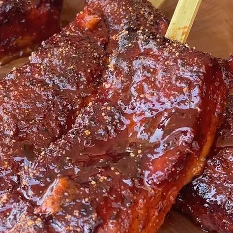 Malcom Reed on Instagram: "Pork Belly smoked with apple rub, rendered with apple juice and glazed with a "Candy Apple" sauce made of apple jelly and sweet and sour. Candy Apple Pork Belly Ingredients - 1 pork belly - 1/4 cup Honey Mustard - 1/4 cup Apple Rub - 1 cup apple juice - 12oz apple jelly - 12oz sweet and sour sauce Directions 1. Prepare prepare pellet smoker on any other grill/smoker for indirect cooking at 250°F using apple pellets or wood for smoke flavor. 2. Cut pork belly in ha Apple Jelly Pork Chops, Candy Apple Pork Belly, Pork Roast Apples Oven, Smoked Pork Belly Lollipops, Smoked Honey Jalapeno Pork Belly Burnt Ends, Apple Pork, Apple Jelly, Sweet And Sour Sauce, Apple Juice