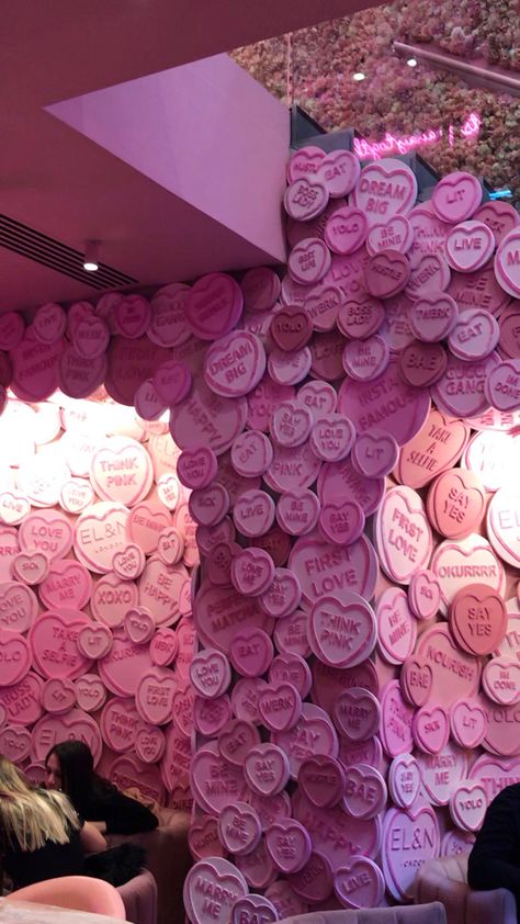 Pop Up Candy Shop, Candy Heart Wall Decor, Candy Wall Decor, Love Heart Candy, Dream Reception, Podcast Room, Brand Activation Ideas, Cafe In London, Candy Wall