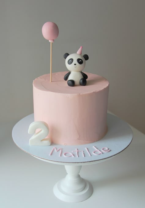 Cute Fondant Cakes Simple, Cake Designs Panda, Panda Cake Ideas Simple, Cake Panda Birthday, Panda Birthday Cakes, Panda Smash Cake, Pink Panda Cake, Panda Cake Ideas, Panda Theme Cake