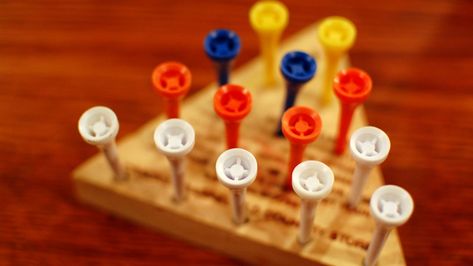 How to Beat the Cracker Barrel Peg Game Triangle Game, Peg Game, Rene Descartes, Space Games, Owls Drawing, Biscuits And Gravy, Cracker Barrel, Game Food, Interesting Information