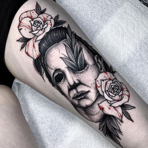 5,828 Likes, 119 Comments - Angelo Parente (@angeloparente) on Instagram: “Bloody Roses 🌹🌹 #michaelmyers  Thank you! 🔪 . . . . . #tattoosnob #halloweenmovie #horrortattoo…” Micheal Myers Tattoo, Scary Tattoo Ideas, Horror Tattoo Ideas, Michael Myers Tattoo, Horror Movie Tattoos, Movie Tattoo, Movie Tattoos, Scary Tattoos, Spooky Tattoos