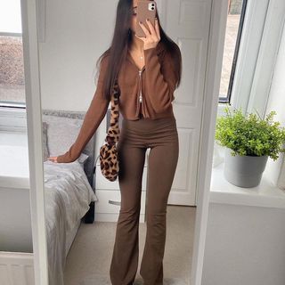 Earthy Outfits, Brown Fits, Brown Outfit, Streetwear Fashion Women, Outfit Inspo Fall, Teen Fashion Outfits, Retro Outfits, Outfits Casuales, Aesthetic Fashion