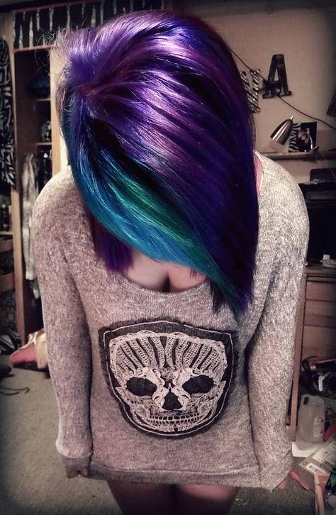 purple, green, blue. Hair colors, colorful hair, two toned hair...and the shirt Purple And Blue Hair, Two Toned Hair, Turquoise Hair, Emo Hair, Funky Hairstyles, Scene Hair, Dye My Hair, Hair Envy, Crazy Hair