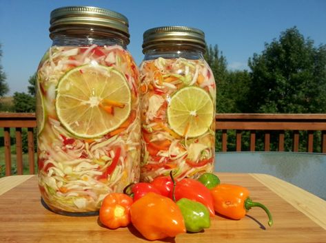 Spicy Pickled Vegetables Recipe, Pikliz Recipe, Spicy Pickled Vegetables, Haitian Patties, Pickled Salad, Haitian Cuisine, Haitian Recipes, Seasoning Chicken, Pickled Vegetables Recipe