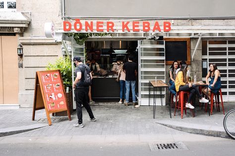 Branding for Krüx Döner Kebab :: Behance Kebab Restaurant Design, Kebab Restaurant, Taco Place, Döner Kebab, Doner Kebab, Ali Baba, Food Concept, Branding Packaging, Graphic Design Branding