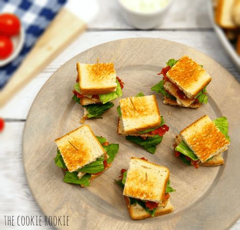 Mini BLT Sliders, I love making these for parties! Always an easy hit! - The Cookie Rookie Blt Party Sandwiches, Mini Blt Sandwiches, Mini Blt Appetizers, Easy Munchies, Blt Sliders, Mini Blt, Sandwich Sliders, Blt Recipe, Blt Recipes