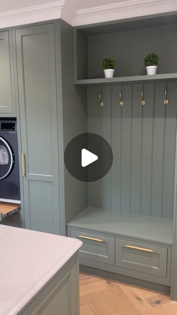 Trevor McDonnell Kitchens on Instagram: "The utility room at the “ Brookhill house project “ 
.
.
.
We love the boot bench and the raised washer & dryer in this utility room. it made life for our clients so functional 
.
.
A green utility room with raised washing machine and dryer combines practicality with a fresh, vibrant aesthetic. The green color palette, ranging from soft sage to rich emerald, infuses the space with a sense of calm and connection to nature.

The washing machine and dryer are elevated on sturdy platforms, making them easily accessible without the need to bend down, which enhances ergonomic convenience. These platforms often include built-in storage drawers underneath, perfect for housing laundry detergents, fabric softeners, and other cleaning supplies.

Cabinetry in c Elevated Laundry Washer And Dryer, Side Extension Utility Room, Sage Green Utility Room, Built In Washer And Dryer Cabinet, Utility Cabinet In Laundry Room, Laundry Room Green Cabinets, Raised Washing Machine, Raised Washer Dryer, Raised Washer And Dryer Ideas