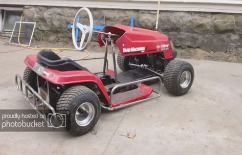 Are you ready to take your lawn mowing game to the next level? Imagine zipping around your yard on a customized racing lawn mower, leaving your neighb... Check more at https://www.backyardlord.com/how-to-build-a-racing-lawn-mower-frame/ Race Mower, Racing Lawn Mower, Racing Mower, Kids Go Cart, Lawn Mower Racing, Custom Rat Rods, Homemade Trailer, Homemade Go Kart, Go Kart Plans