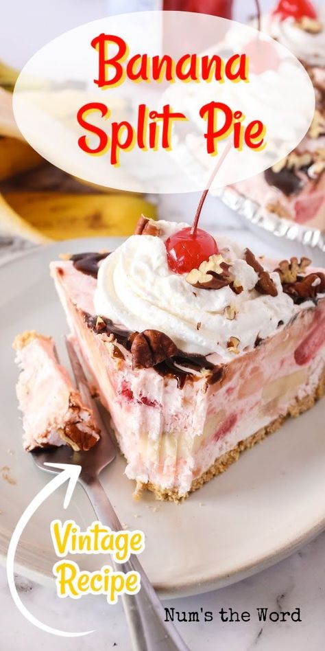 Banana Split Lasagna Dessert, Banana Split Ice Cream Pie, Banana Split Poke Cake Recipes, Strawberries And Bananas Dessert, Frozen Banana Split Dessert, Banana Split Cake Recipe No Bake, Banana Split Trifle Recipe, Easter Pie Dessert, Banana Split Pie Recipe